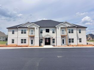 302 Hillview Mills Blvd, Bowling Green, KY 42101
