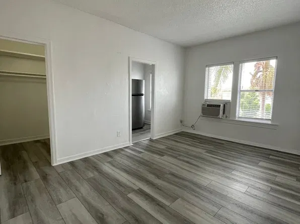 Wilton Way Apartments