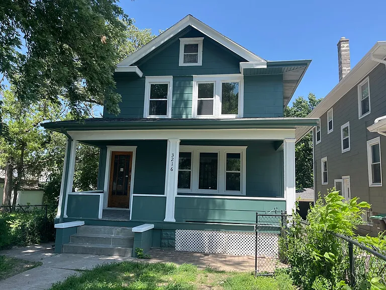 3216 Cass St — Photo 1