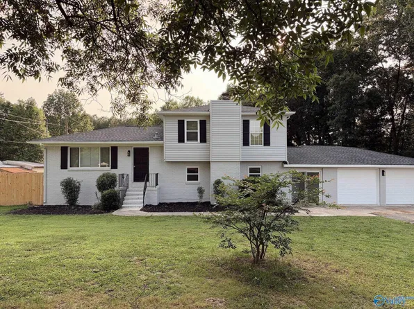 1684 Carroll Rd, Harvest, AL 35749
