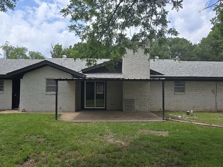 805 Aztec Dr — Photo 13