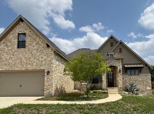 229 Strasbourg St, Castroville, TX 78009