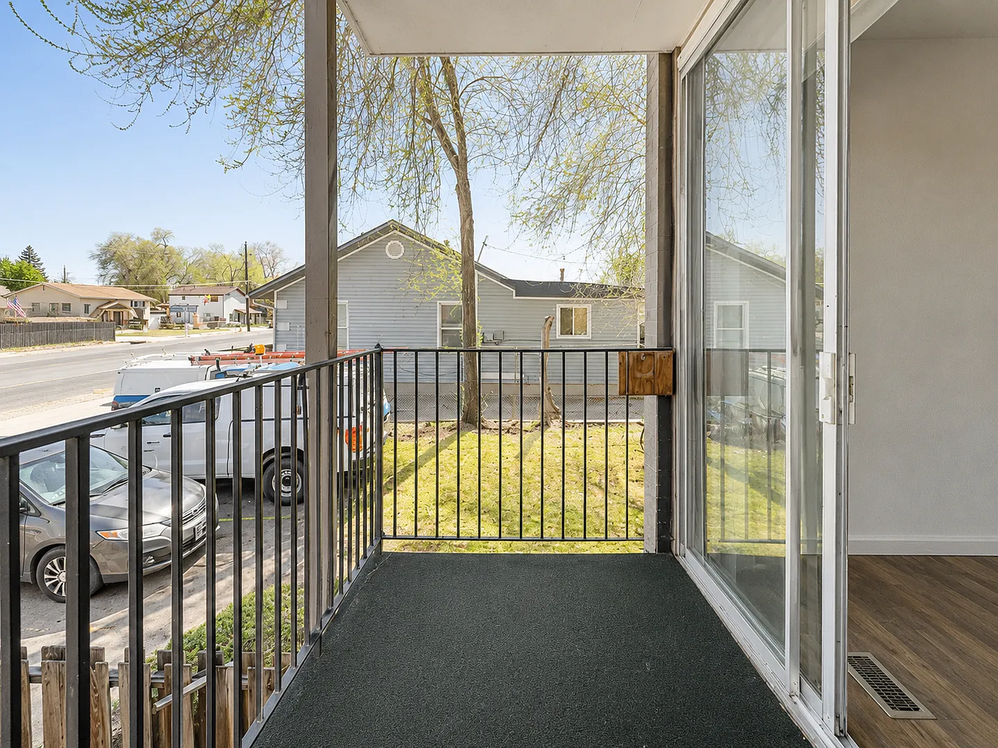 Comfy 2 Bedroom Condo in West Valley — Photo 4
