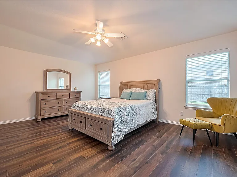 1007 Casting Springs Way — Photo 29