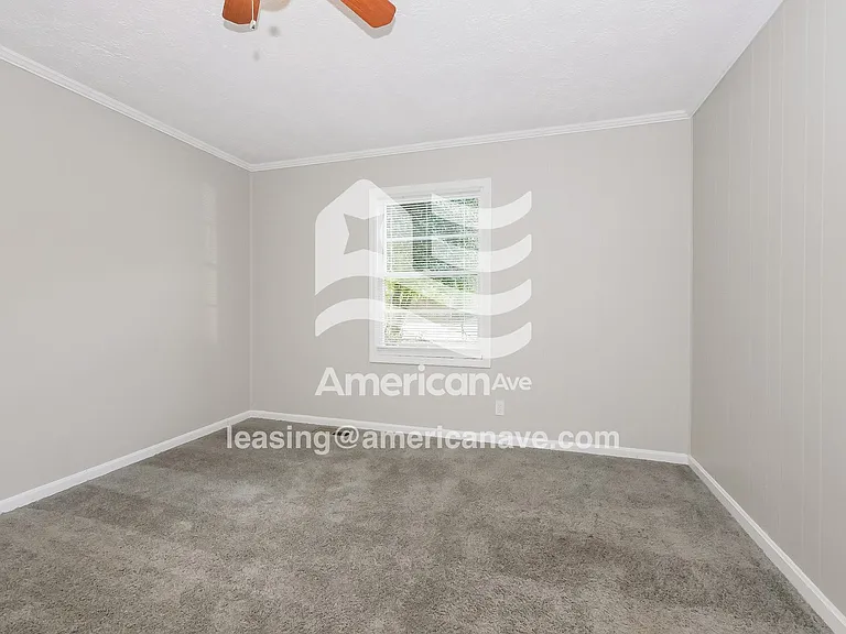 865591_009_wm_-_main_bedroom_12936502.jpg