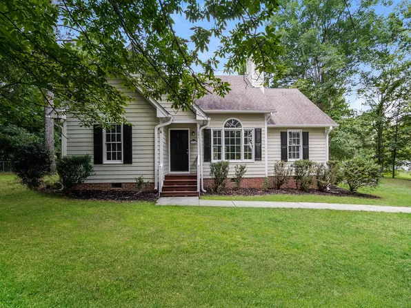 171 Creekstone Dr, Benson, NC 27504