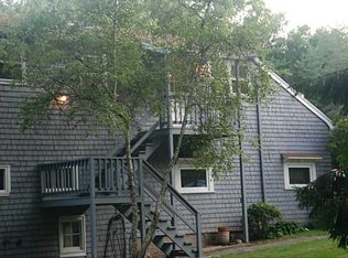 15B Farrar Ln, Scituate, RI 02857