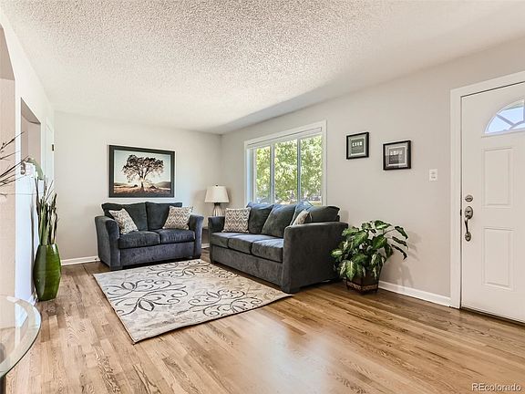 2nd image of 7837 Umatilla St