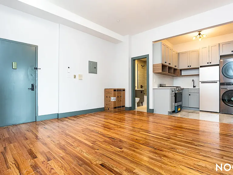 52 Monitor St #2B — Photo 3