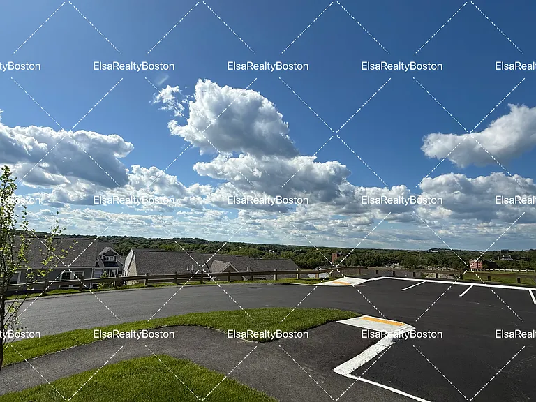 6 Stratton Dr #110 — Photo 17