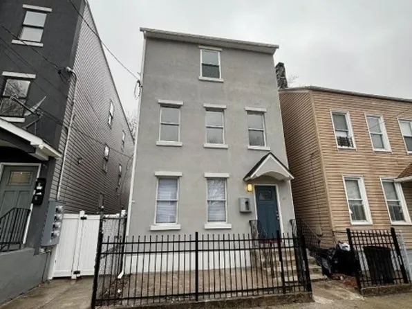 34 Watson St, Paterson City, NJ 07522