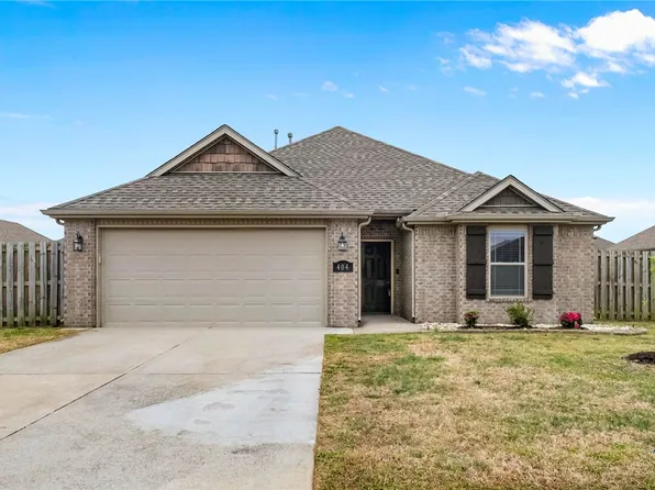 404 W Gillian Ave, Rogers, AR 72758