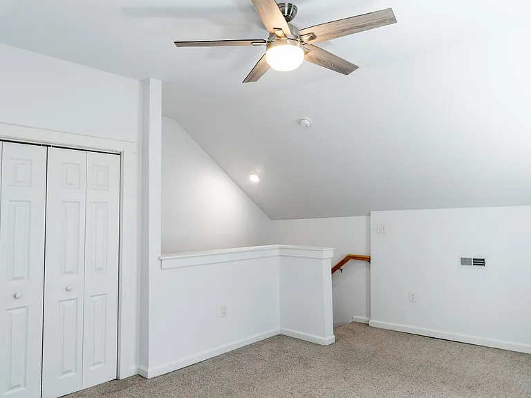 303 E Main St — Photo 25