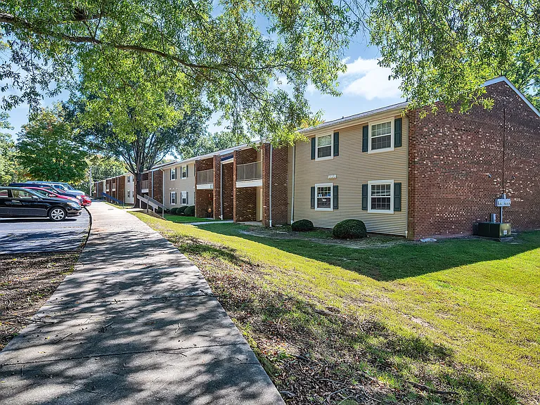 Willow Woods — Photo 15