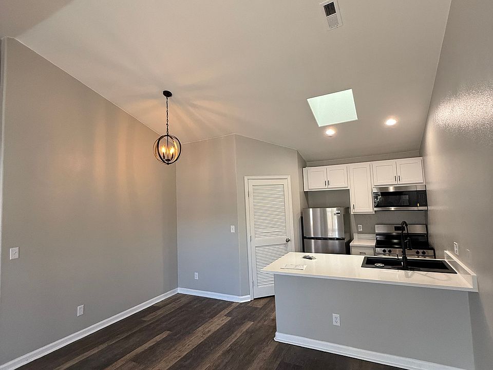 1st image of 605 21st St #A