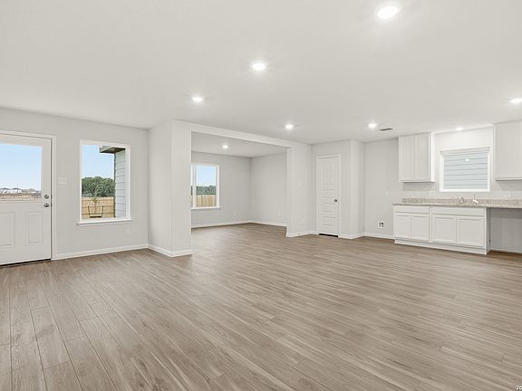 4th image of 10315 Fuji Court