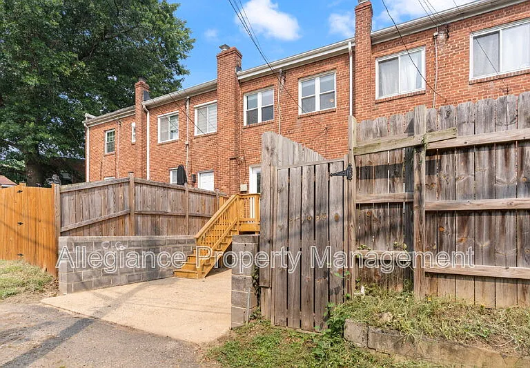 3727 Mark Dr — Photo 27