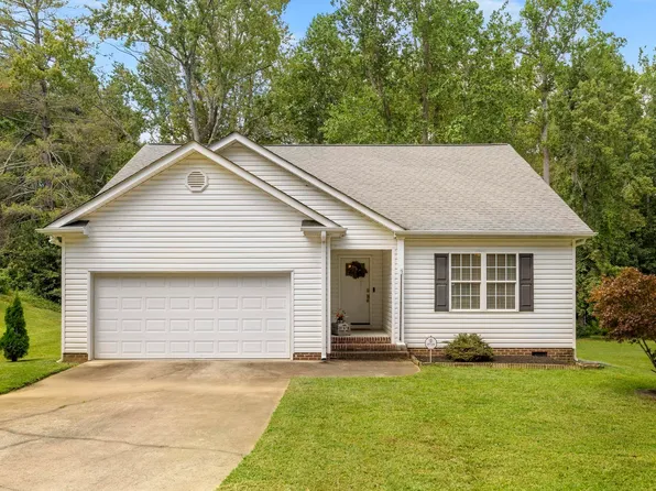 111 Woodvale Ave, Fountain Inn, SC 29644