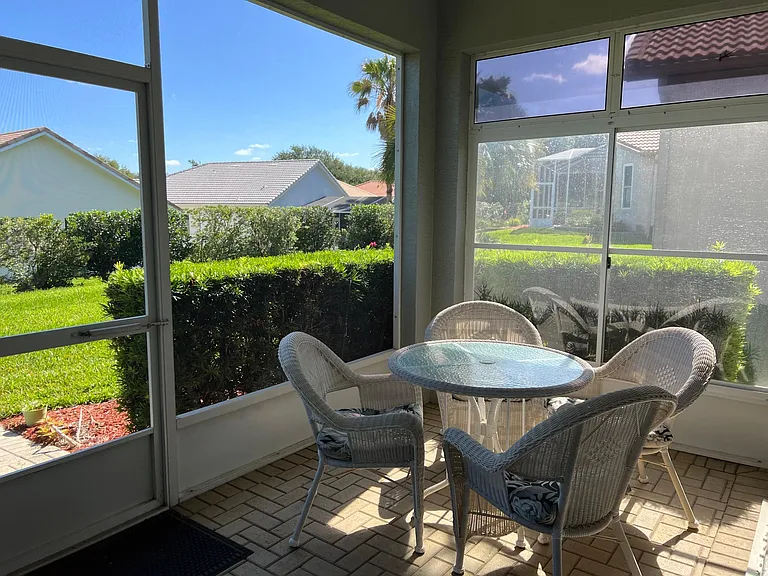 899 W Silver Meadow Loop — Photo 16