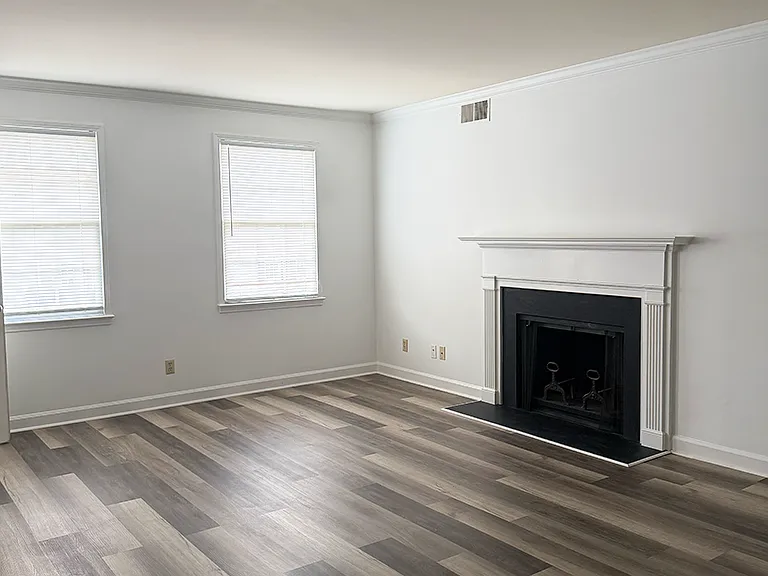 344 Hanover Arms Ct #C — Photo 5