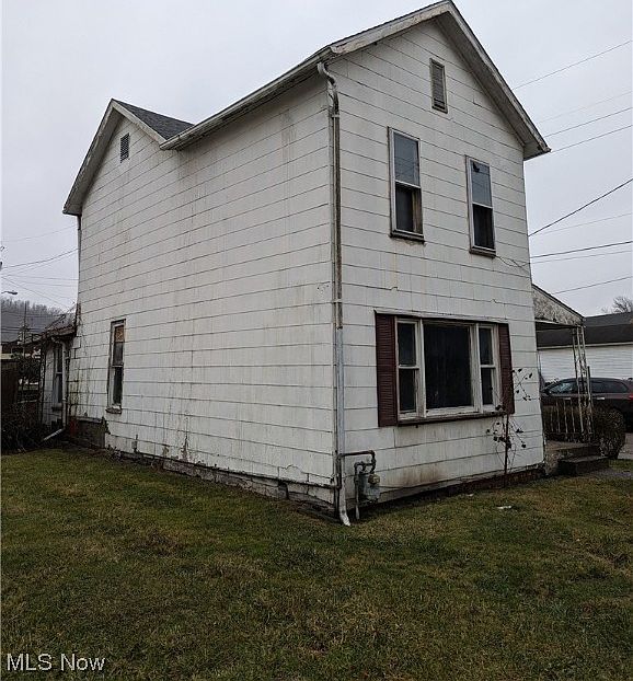 2nd image of 1232 Commerce St