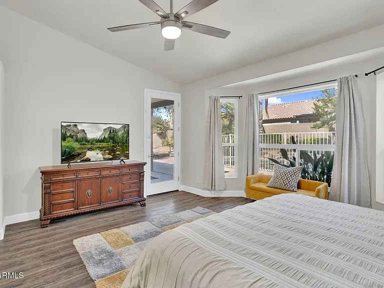 5434 E Campo Bello Dr — Photo 7