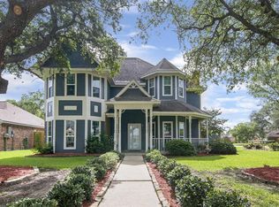 4102 Blackhawk Dr, Texas City, TX 77590