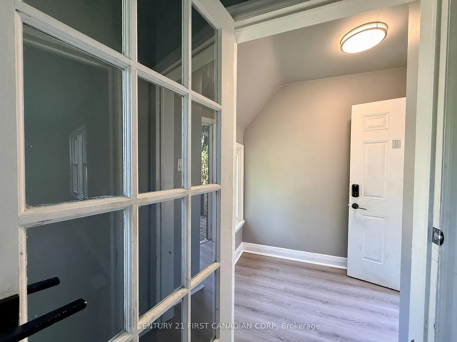 1 bed, $1,600 — Photo 4