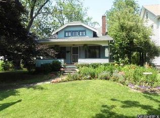 19490 Battersea Blvd, Rocky River, OH 44116
