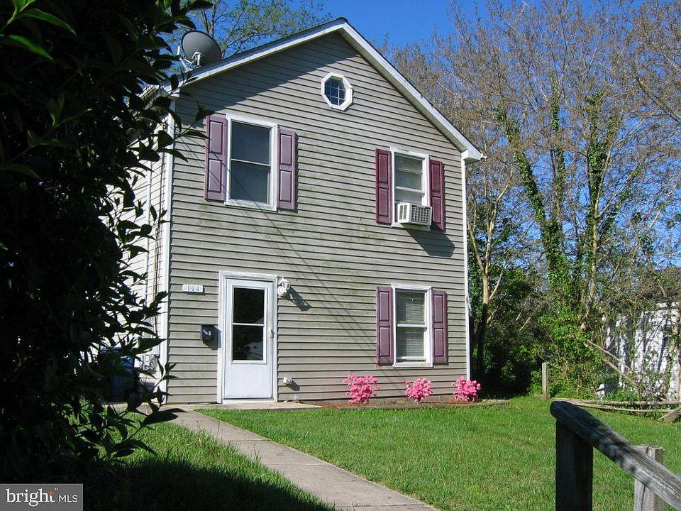 1st image of 104 Little Kidwell Ave