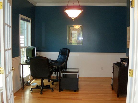 4th image of 5 Hepburn Ln