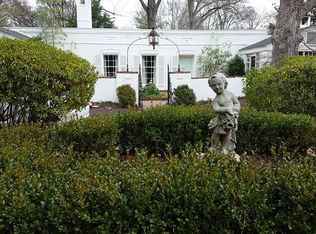 130 Perkins Ext, Memphis, TN 38117