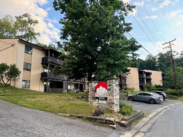310 Abbeyville Rd #C — Photo 3