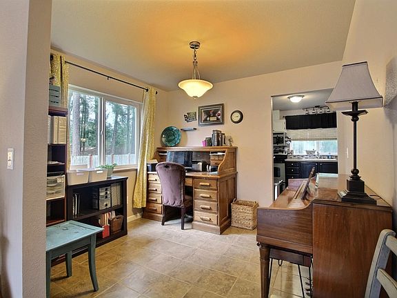 5th image of 21604 94th Avenue Ct E