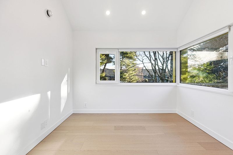 Vancouver House for rent - 3 Bedrooms — photo 20