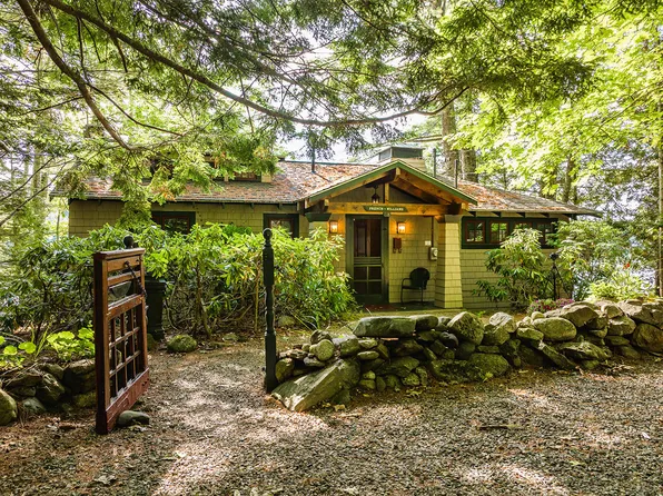 58 Norton Pond Road, Lincolnville, ME 04849