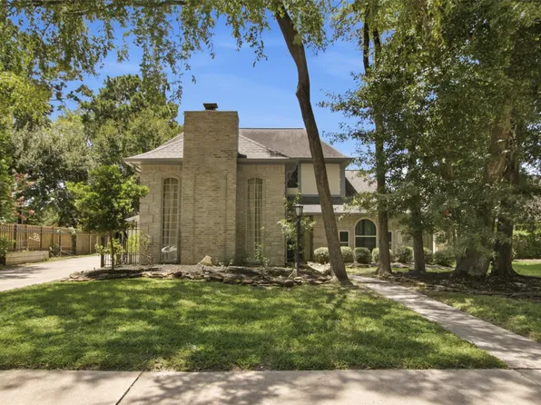 15211 River Park Dr, Houston, TX 77070