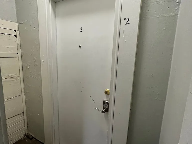 1222 Columbia Street — Photo 14