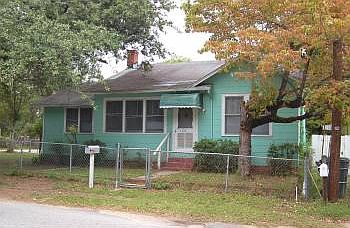 1st image of 3332 Kraft Ave