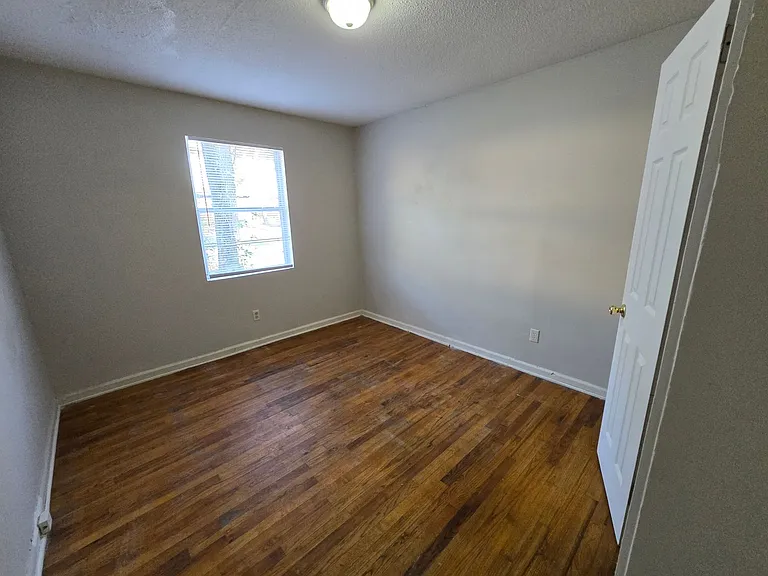 1006 Birchwood Dr — Photo 16