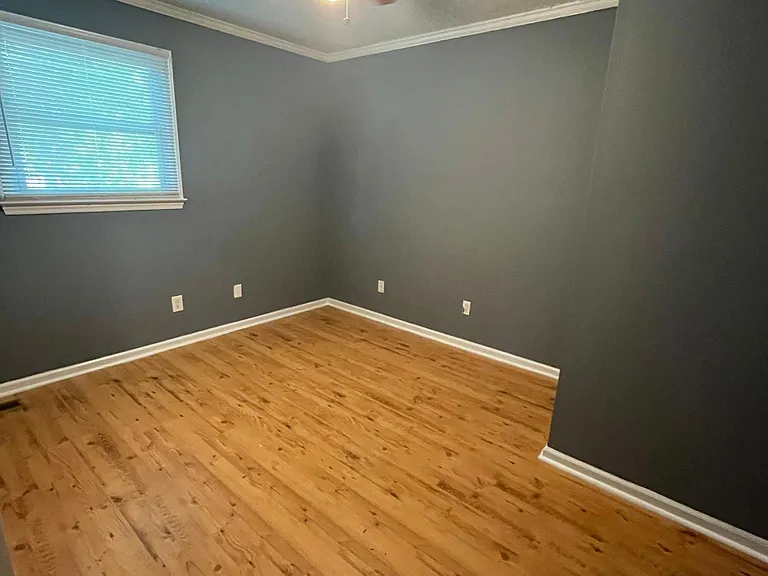 153 Redwood Ln — Photo 17