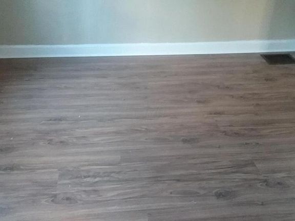 4th image of 1361 21st Ave