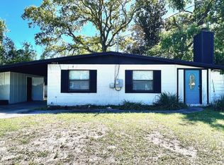 7212 Adele Ct, Jacksonville, FL 32277
