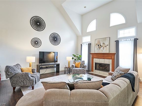 3rd image of 4167 Tomahawk Trce