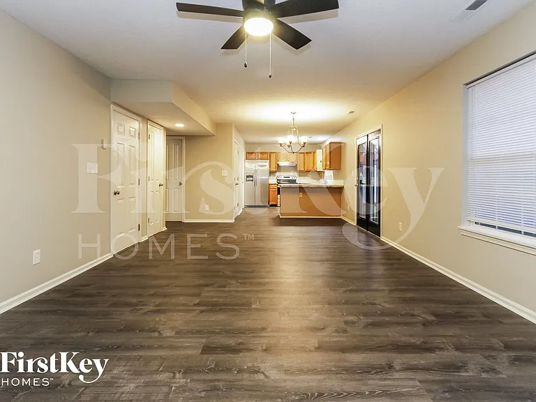 540 Garden Grace Dr — Photo 3