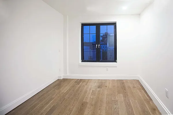 Rented by LG Fairmont Group | media 27