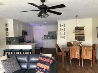 16 Beach Ln, Crystal River, FL 34429