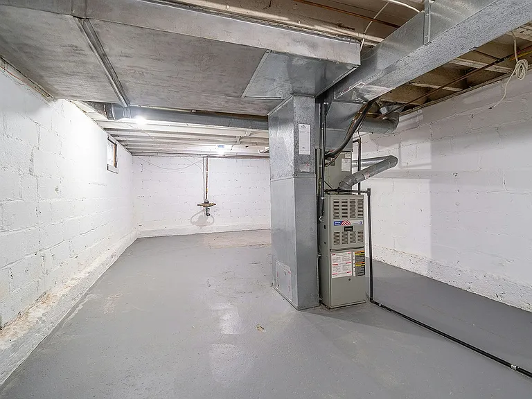 Full Basement (Washer/Dryer to be Installed Prior to Move-in)