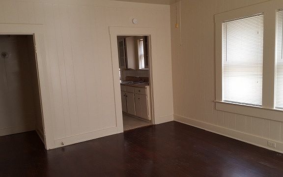 2nd image of 2033 W Mulberry Ave APT 1