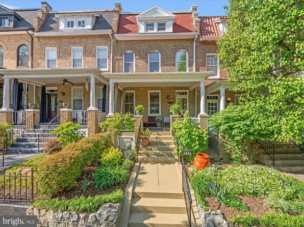 1421 Crittenden St NW, Washington, DC 20011